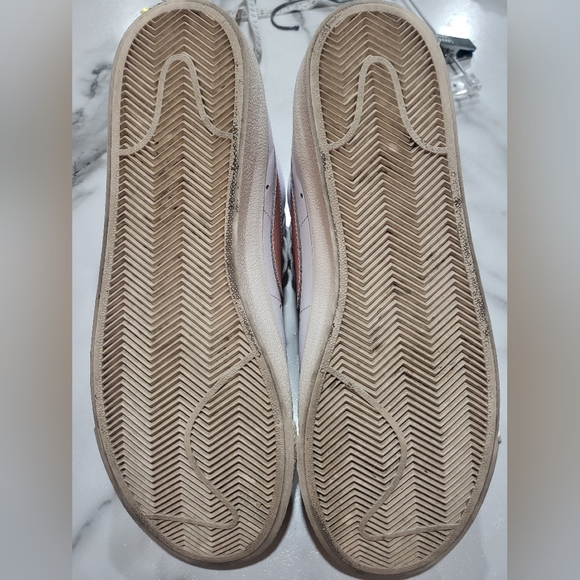 NIKE Blazers - Picture 5 of 6